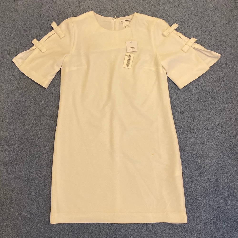 New white Club Monaco white bow dress